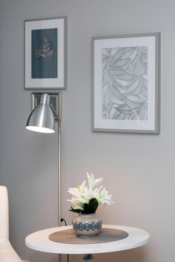 Apartment Warsaw Kredytowa By Noclegi Renters ภายนอก รูปภาพ